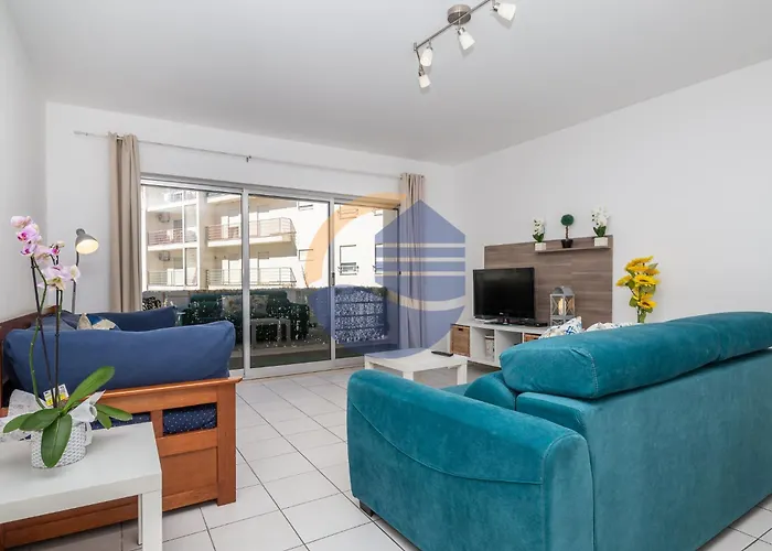 Encosta Da Marina Da Rocha Portimão