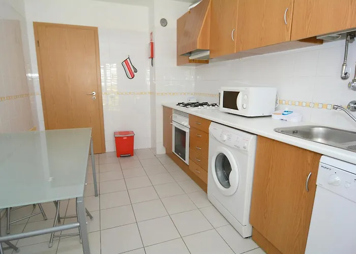 Encosta Da Marina Da Rocha